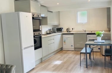 Alexandra Road, Mutley, Plymouth - Image 3